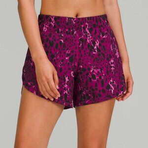 Lululemon Track That Mid-Rise Lined Short 5" - 6 Cheetah Camo Magenta Purple